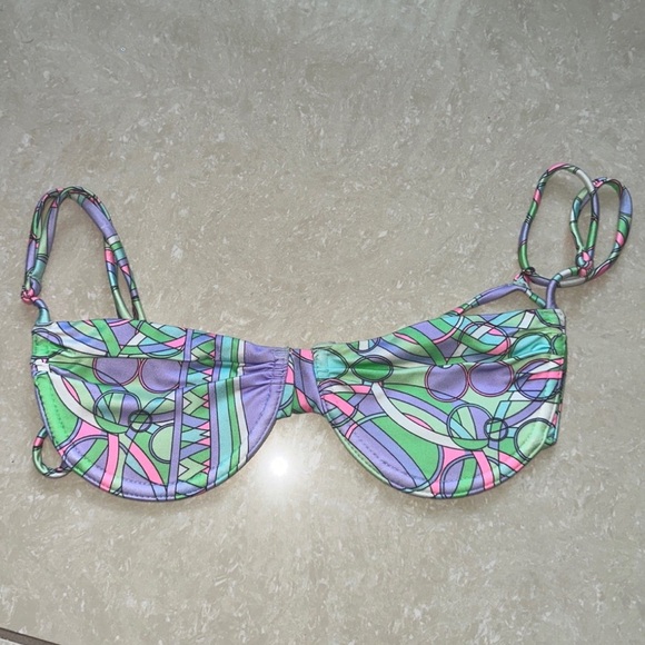 Frankie's Bikinis Other - Frankie’s bikinis-Swimsuit top